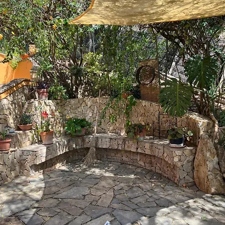 Con Giardino Vista Mare Ferienhaus *